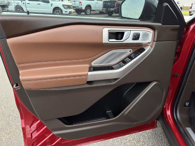 Certified 2023 Ford Explorer King Ranch w/ Technology Package image 13