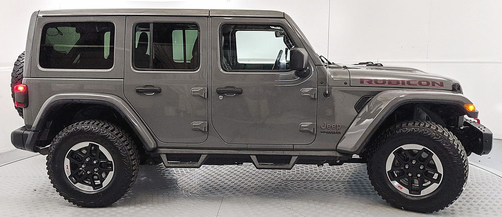 Used 2021 Jeep Wrangler Unlimited Rubicon AWD/4WD image 2