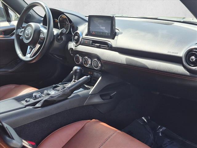 Used 2022 MAZDA MX-5 Miata Grand Touring w/ Weather Package RWD image 19