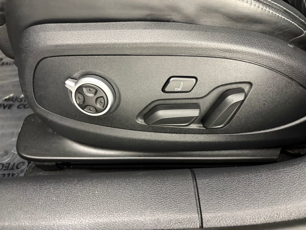 Used 2020 Audi S4 Premium Plus w/ Premium Plus Package image 15