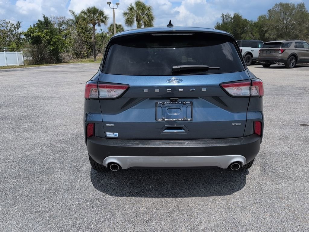 Certified 2020 Ford Escape SE Sport FWD image 4