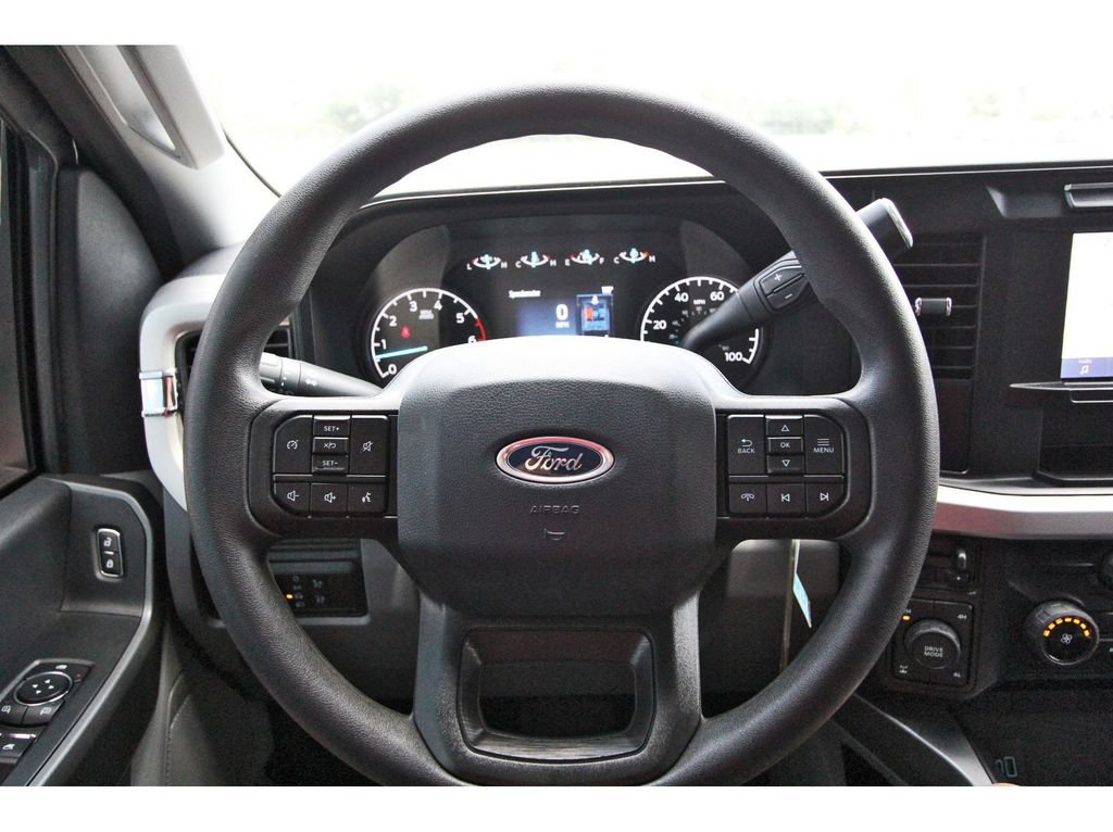 Certified 2024 Ford F250 XLT w/ FX4 Off-Road Package AWD/4WD image 14