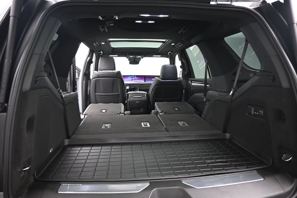 Used 2025 Cadillac Escalade Premium Luxury w/ Touring Package AWD/4WD image 27