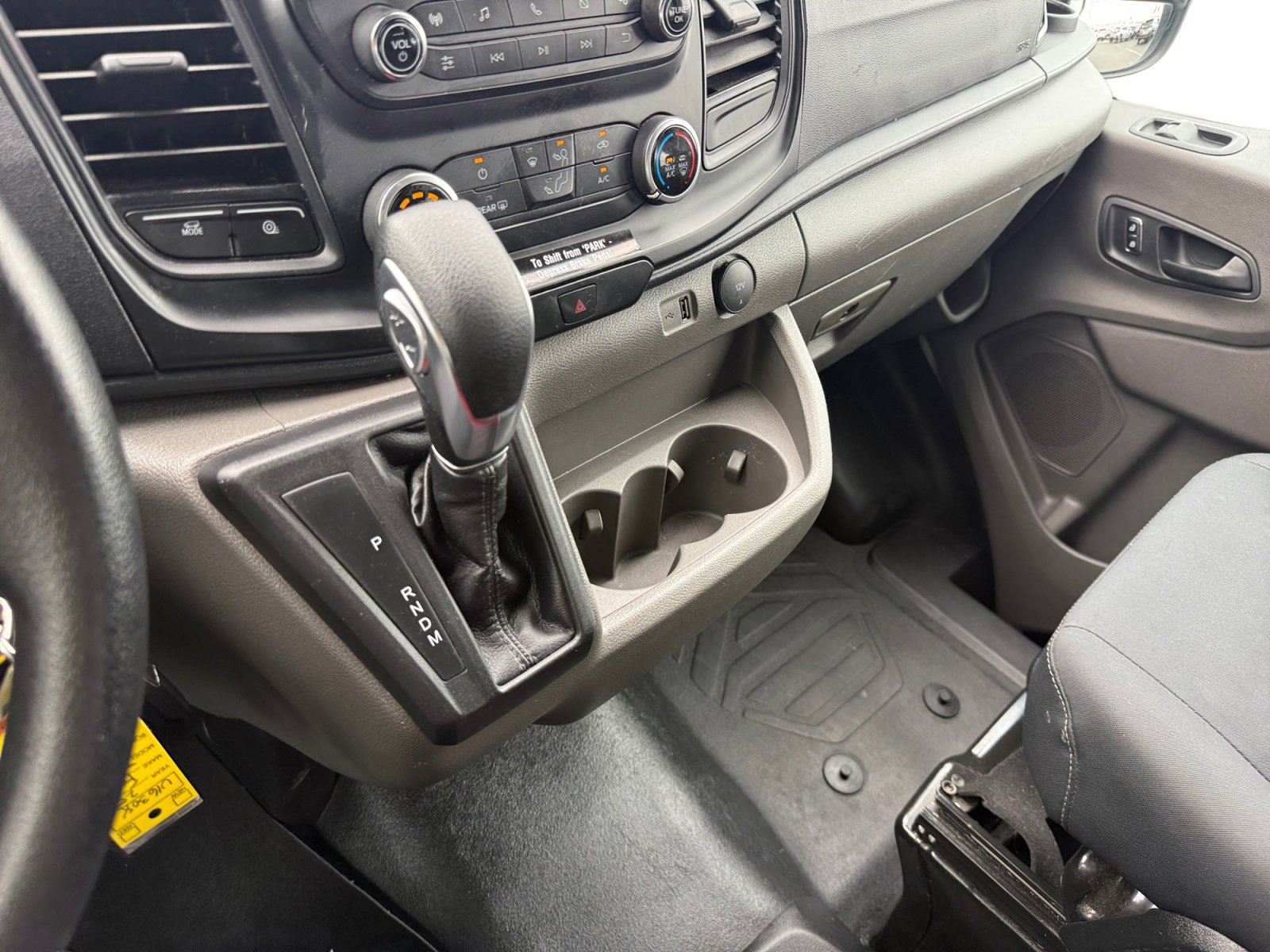 Certified 2025 Ford Transit 250 Low Roof w/ Exterior Upgrade Package RWD image 13
