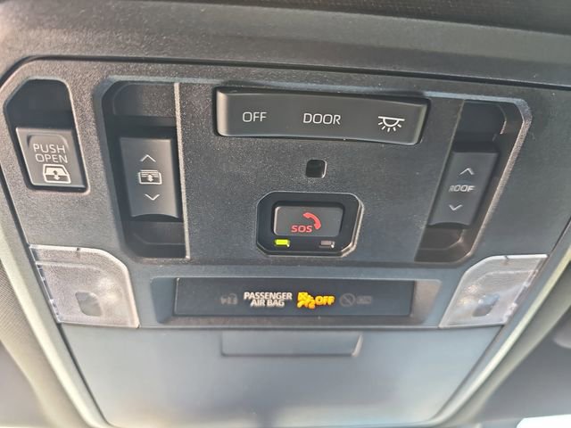 Used 2025 Toyota Tundra Limited image 26