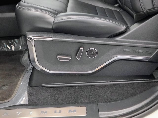 Certified 2025 Ford F150 Platinum w/ Equipment Group 702A High AWD/4WD image 29