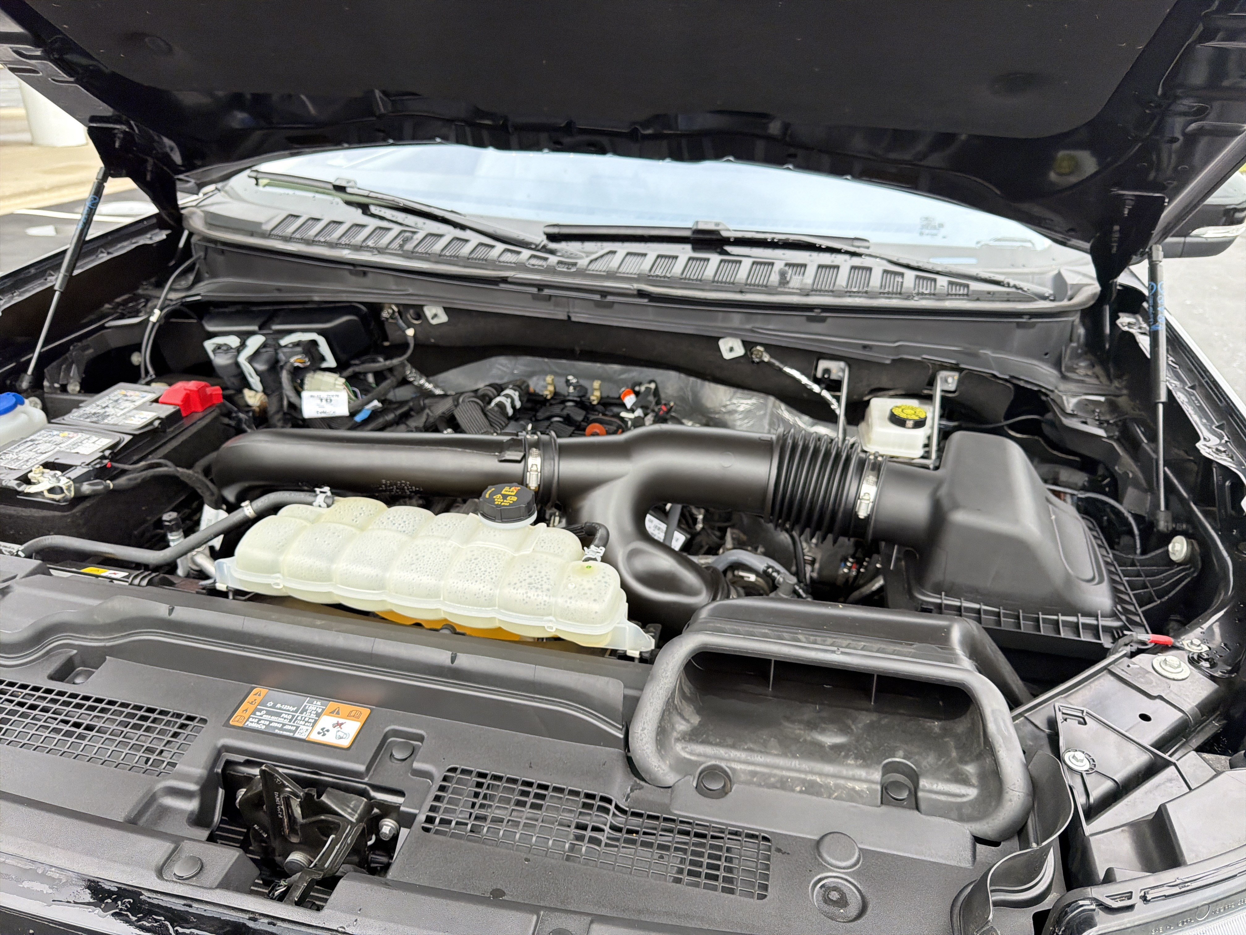 Certified 2025 Ford Expedition Active AWD/4WD image 59