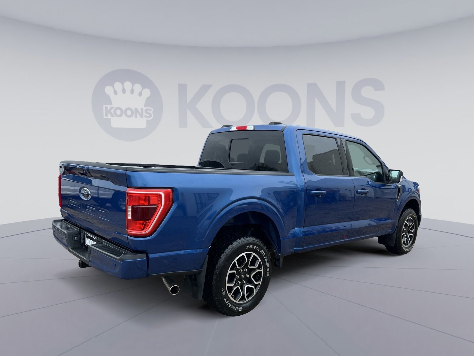 Certified 2022 Ford F150 XLT w/ Equipment Group 302A High image 5