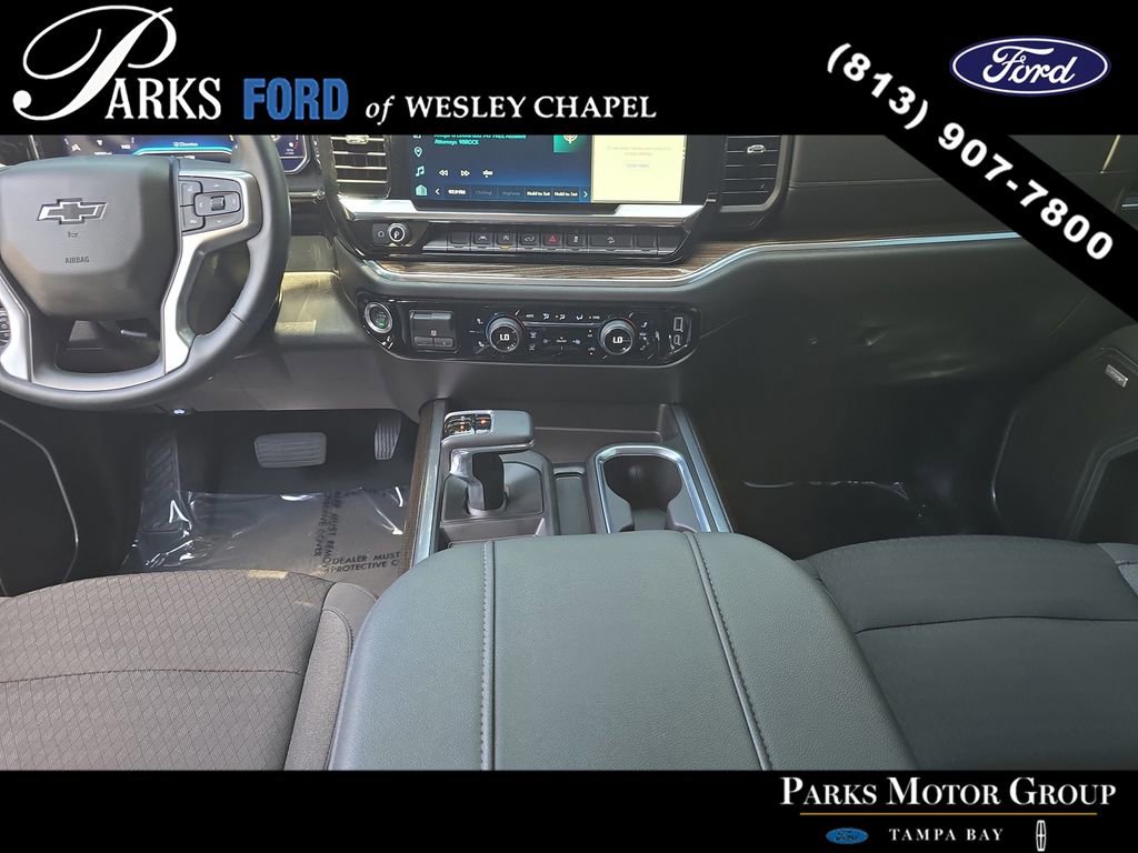 Used 2024 Chevrolet Silverado 1500 RST AWD/4WD image 12