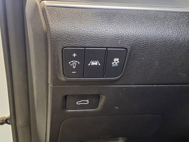 Used 2023 Kia K5 GT-Line image 17