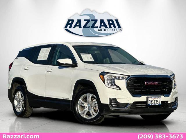 Used 2024 GMC Terrain SLE image 7