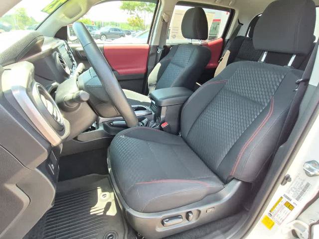 Used 2023 Toyota Tacoma SR5 AWD/4WD image 14