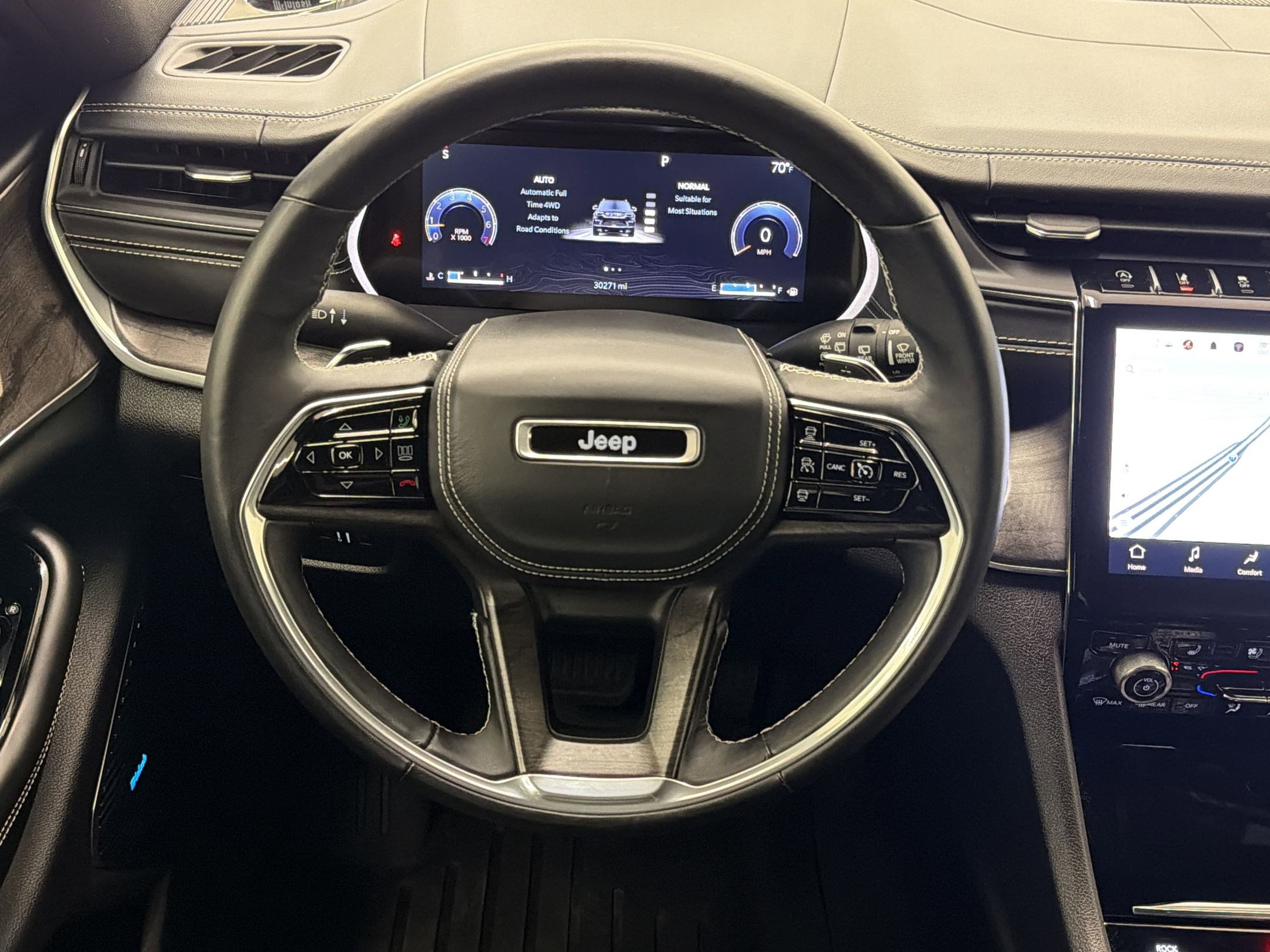 Used 2022 Jeep Grand Cherokee Overland image 16