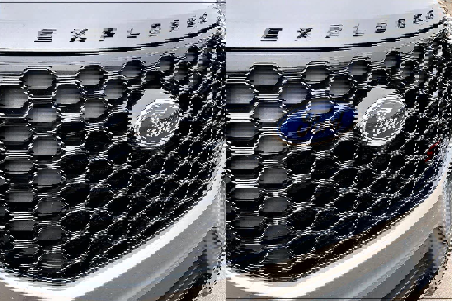 Certified 2025 Ford Explorer ST image 34