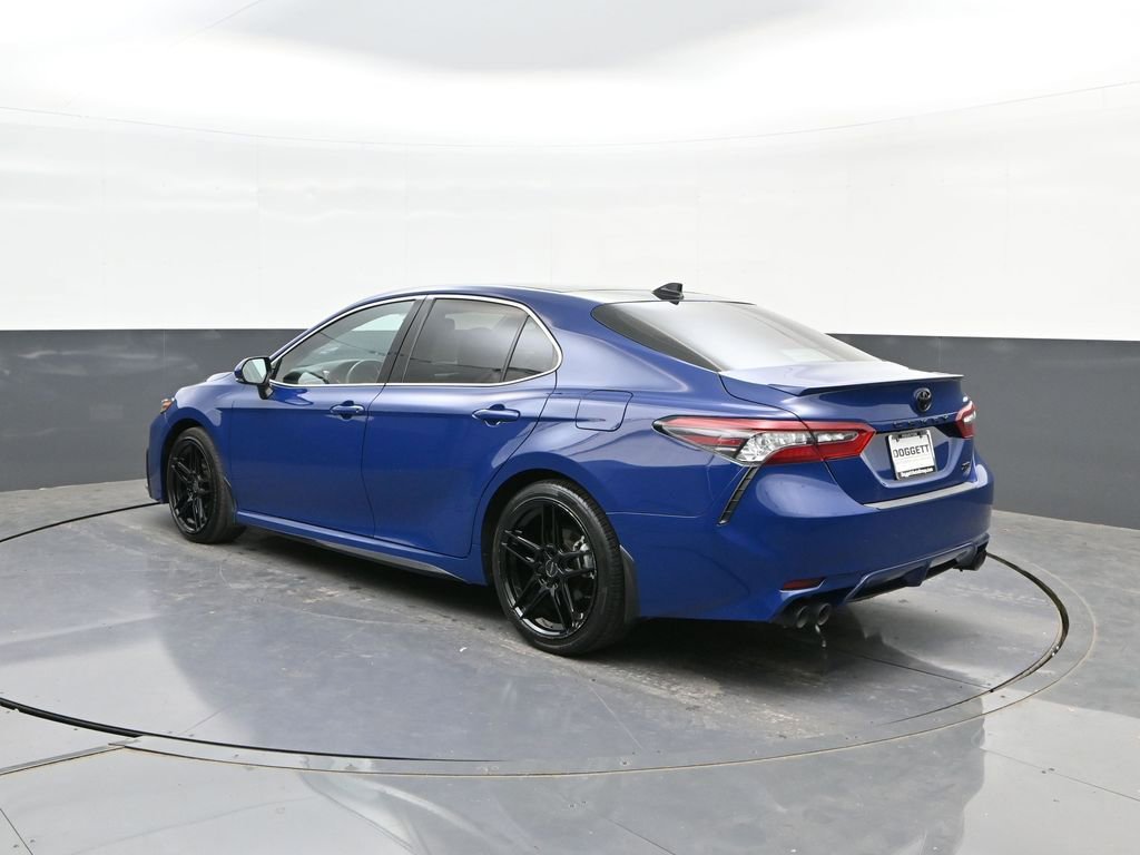 Used 2024 Toyota Camry XSE FWD image 5