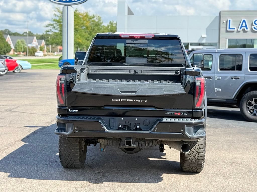Used 2024 GMC Sierra 2500 AT4X AWD/4WD image 34