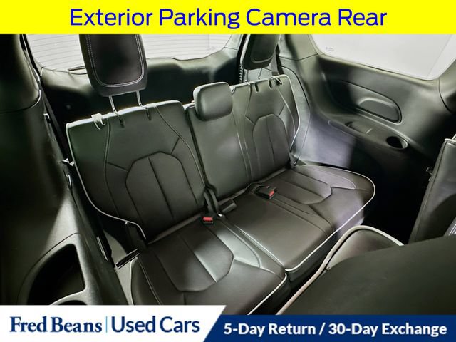 Used 2023 Chrysler Pacifica Limited w/ S Appearance Package FWD image 35