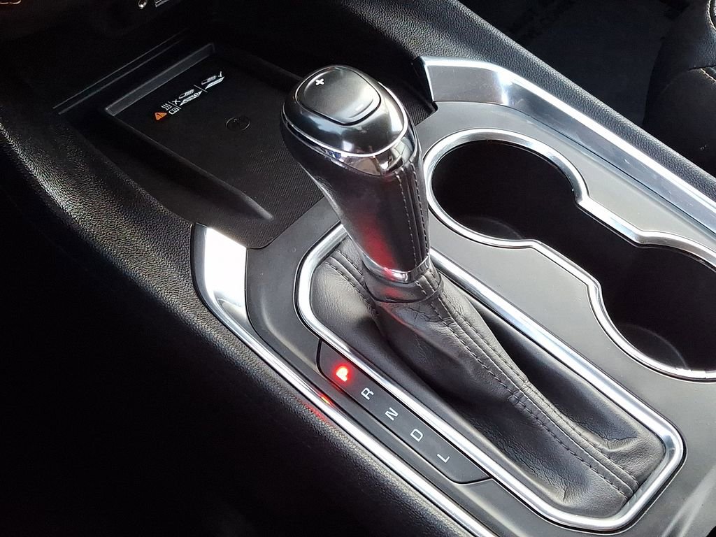 Used 2020 Chevrolet Traverse Premier w/ Redline Edition image 16