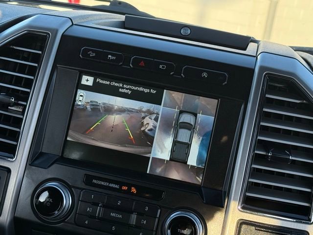 Certified 2018 Ford F150 Platinum w/ Equipment Group 701A Luxury image 3