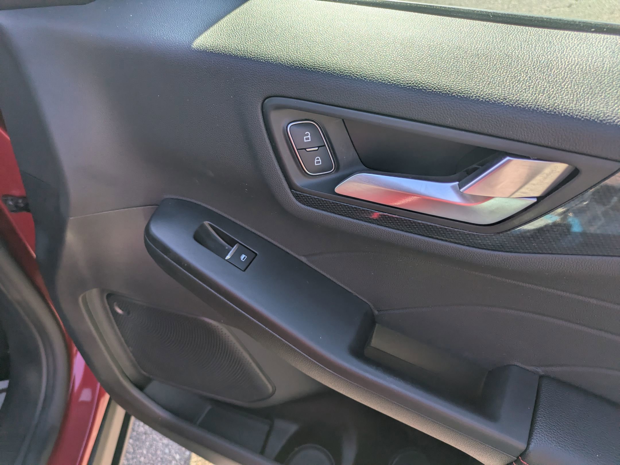 Certified 2025 Ford Escape ST-Line Elite image 32