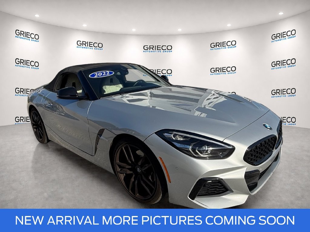 Used 2022 BMW Z4 sDrive30i w/ Premium Package 2