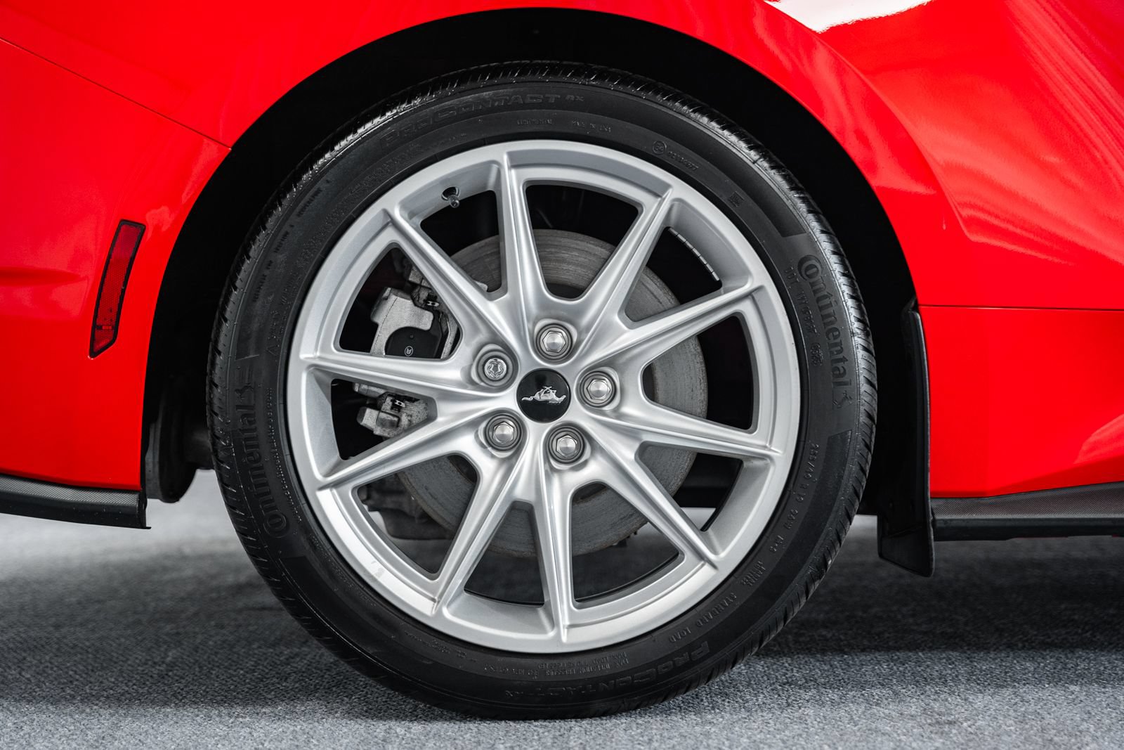 Certified 2025 Ford Mustang GT Premium RWD image 27