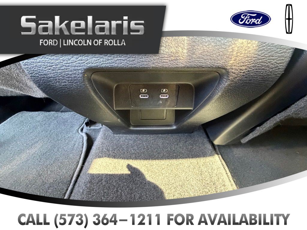 Used 2025 Mitsubishi Outlander AWD image 37