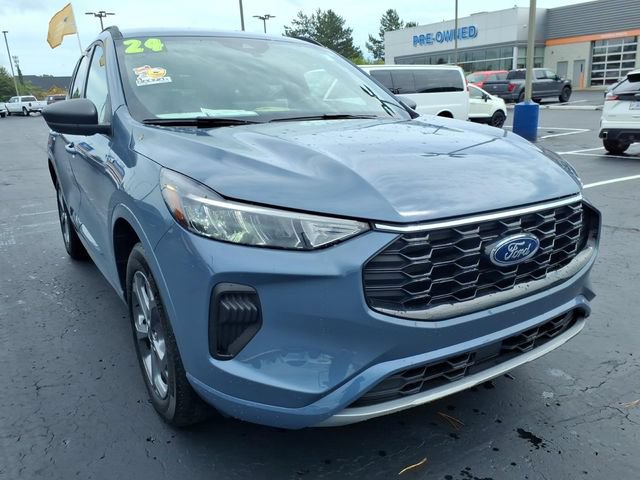 Certified 2024 Ford Escape ST-Line w/ Tech Pack #1 AWD/4WD image 3