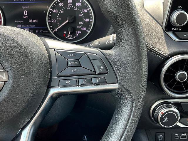 Used 2024 Nissan Sentra SV FWD image 12