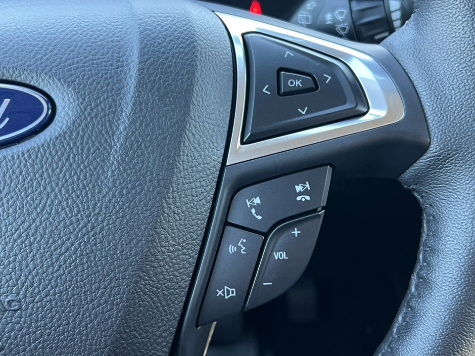 Certified 2022 Ford Edge SEL w/ Convenience Package image 28