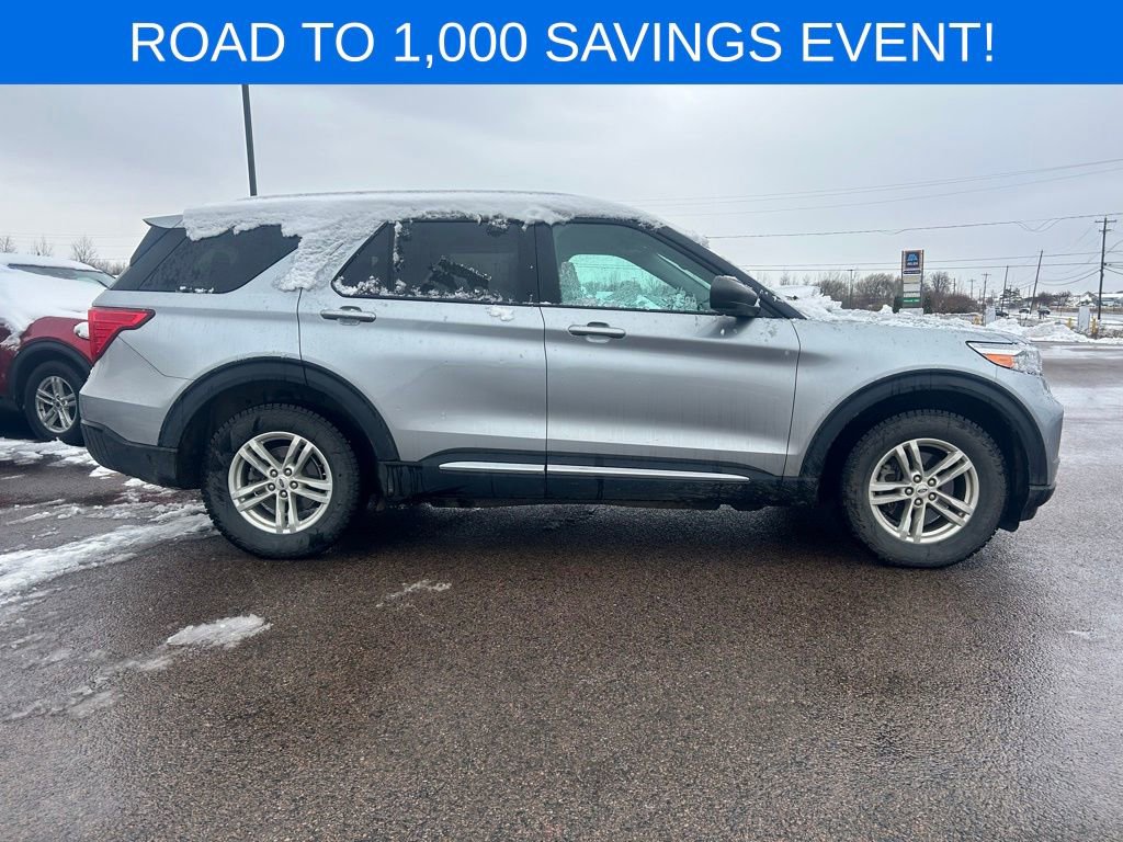 Certified 2022 Ford Explorer XLT image 7