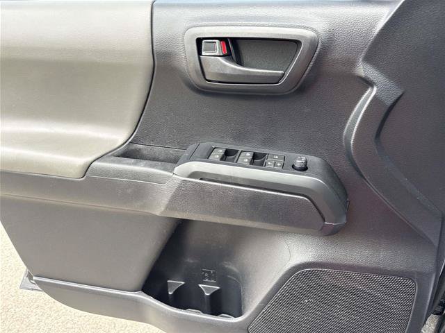 Used 2020 Toyota Tacoma SR w/ SR Convenience Package RWD image 14
