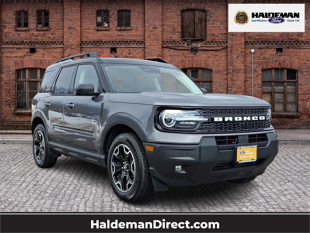 Certified 2025 Ford Bronco Sport Outer Banks image 7