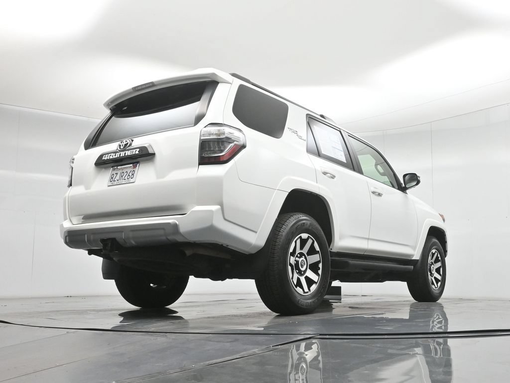 Used 2022 Toyota 4Runner TRD Off-Road Premium AWD/4WD image 49