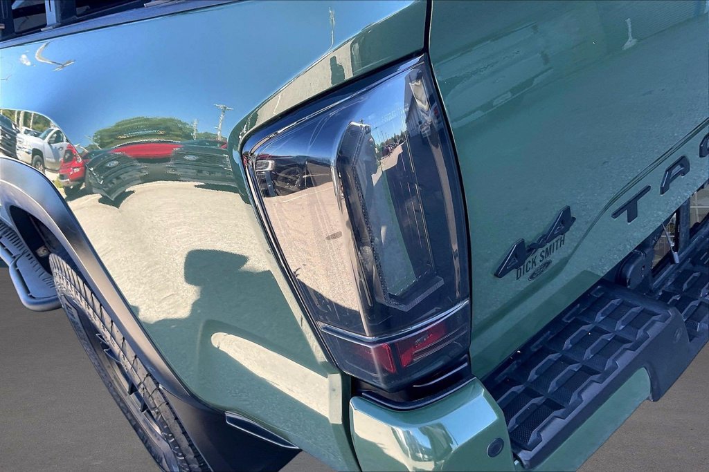 Used 2020 Toyota Tacoma TRD Pro AWD/4WD image 23
