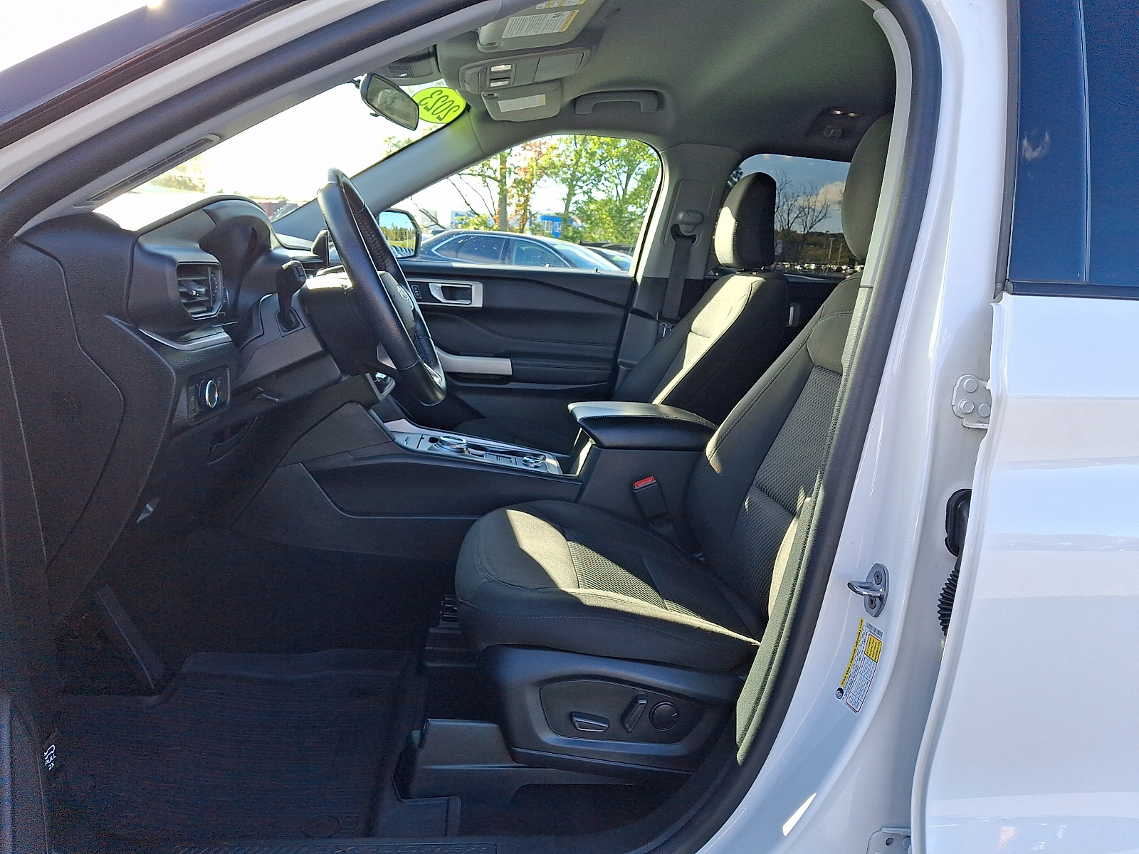 Certified 2023 Ford Explorer XLT AWD/4WD image 14