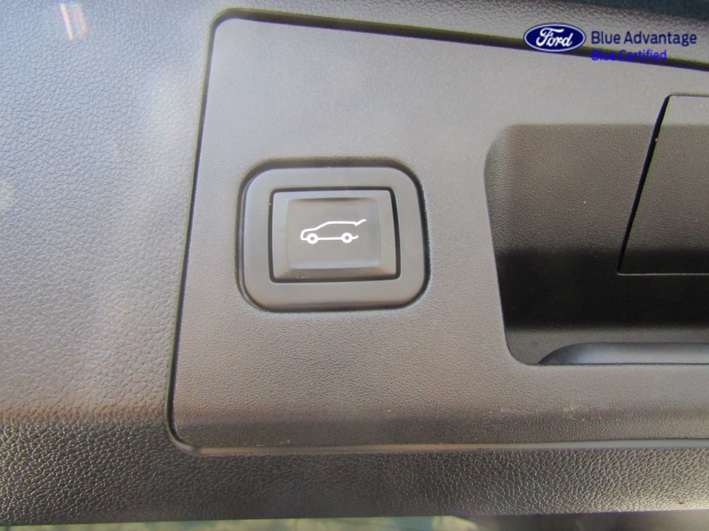 Used 2020 Cadillac XT4 Sport w/ Sun And Sound Package AWD/4WD image 31