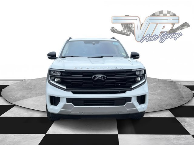 Certified 2025 Ford Expedition Max Platinum image 8