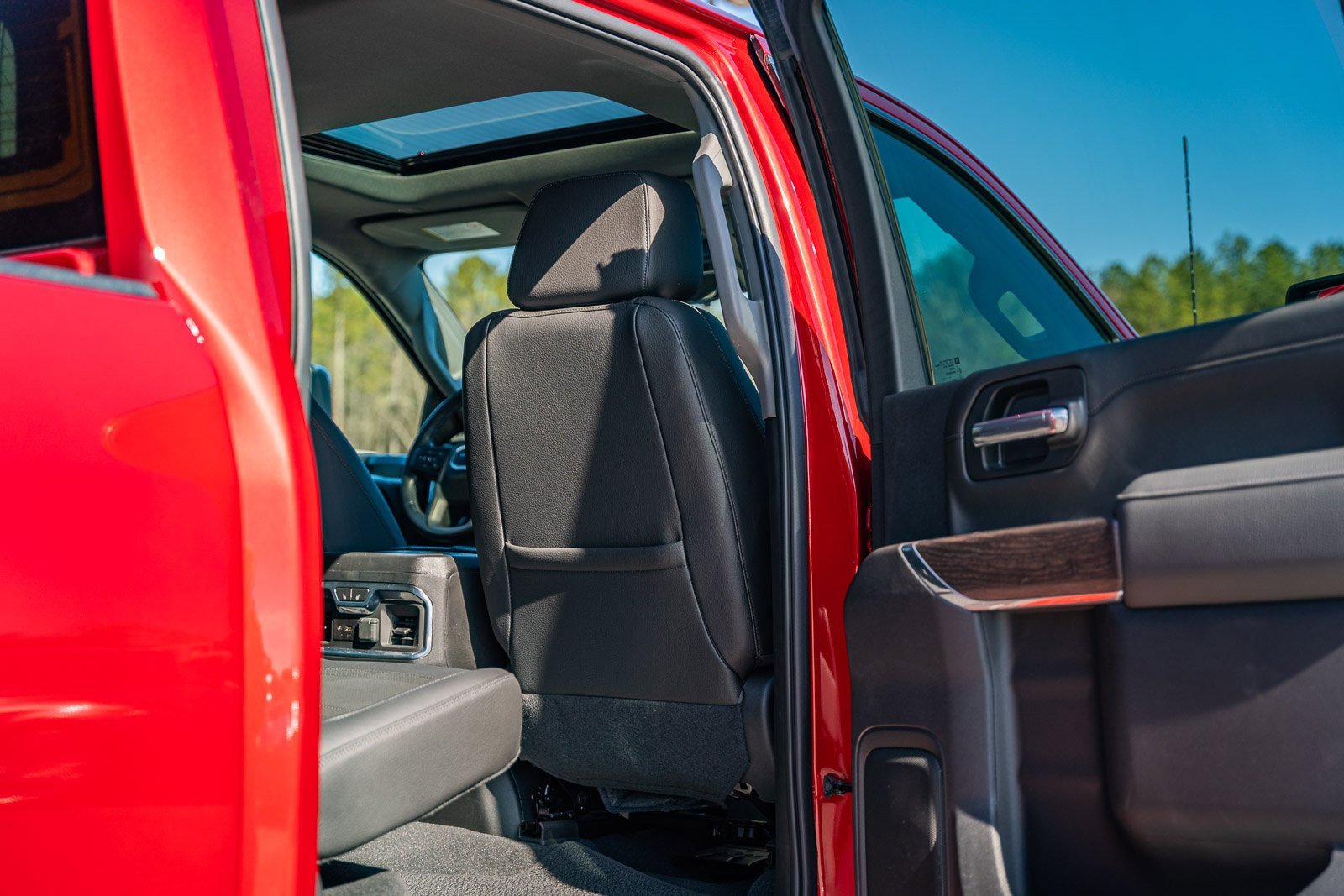 Used 2022 GMC Sierra 2500 Denali w/ Denali Ultimate Package image 21