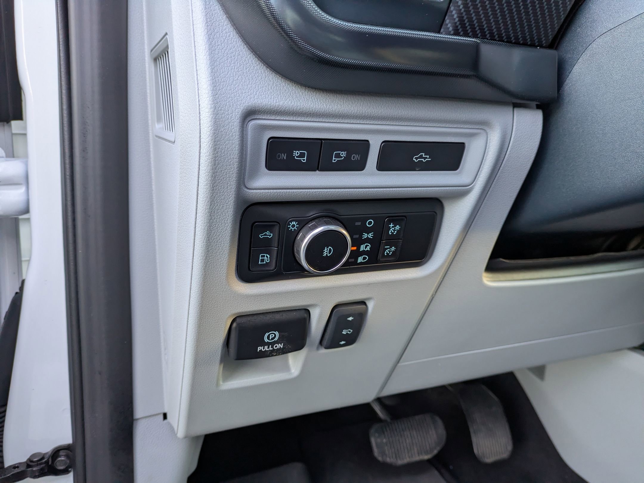 Certified 2023 Ford F150 Limited image 18