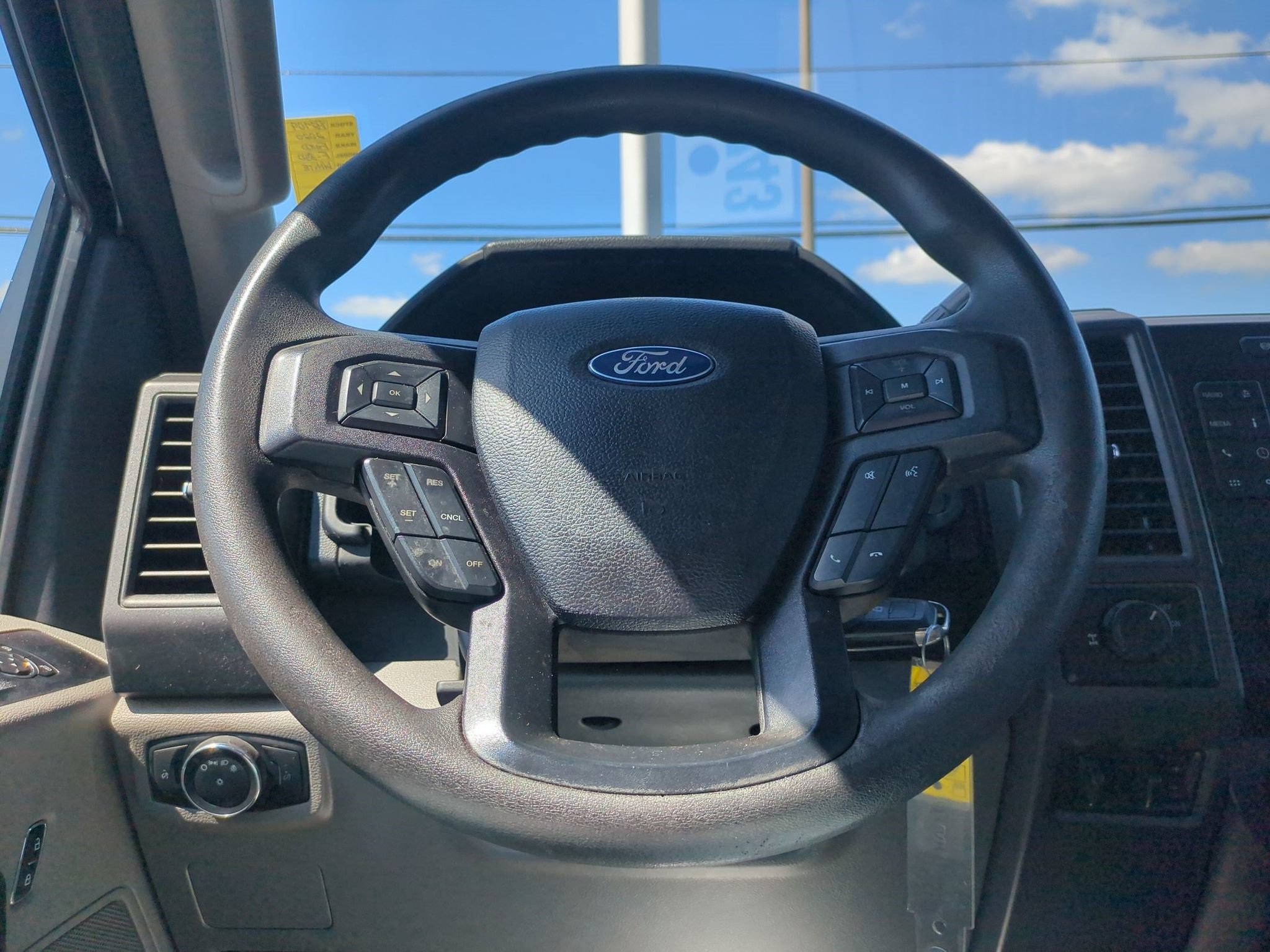 Certified 2020 Ford F350 XL w/ Power Equipment Group RWD image 14