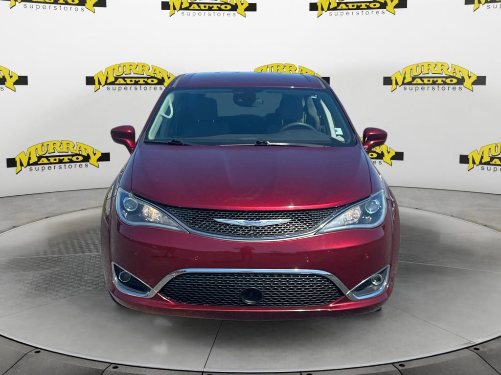 Used 2020 Chrysler Pacifica Touring w/ Advanced Safetytec Group FWD image 9