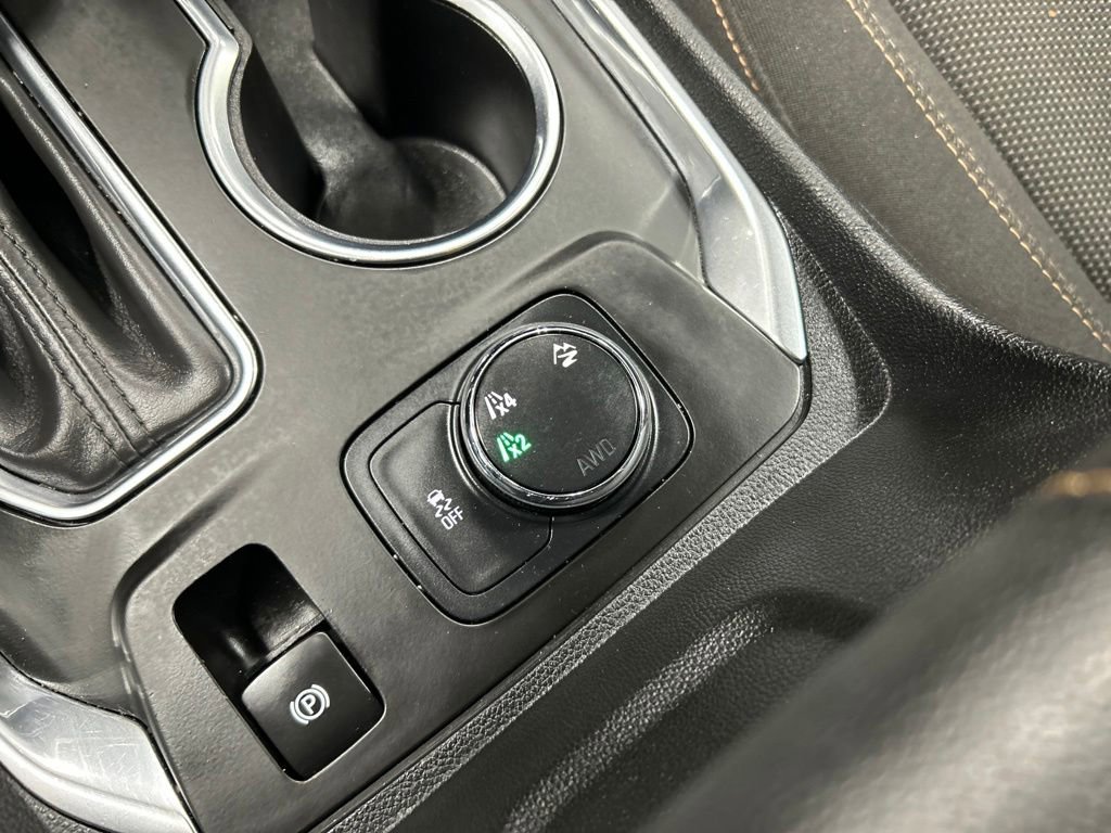 Used 2019 Chevrolet Traverse LT AWD/4WD image 24