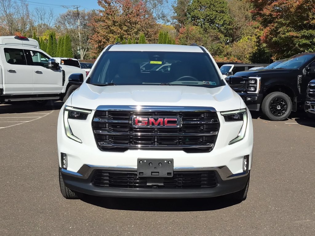 Used 2026 GMC Acadia Elevation w/ Elevation Premium Package FWD image 6