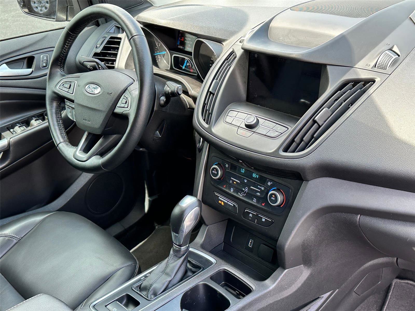 Certified 2019 Ford Escape SEL AWD/4WD image 18