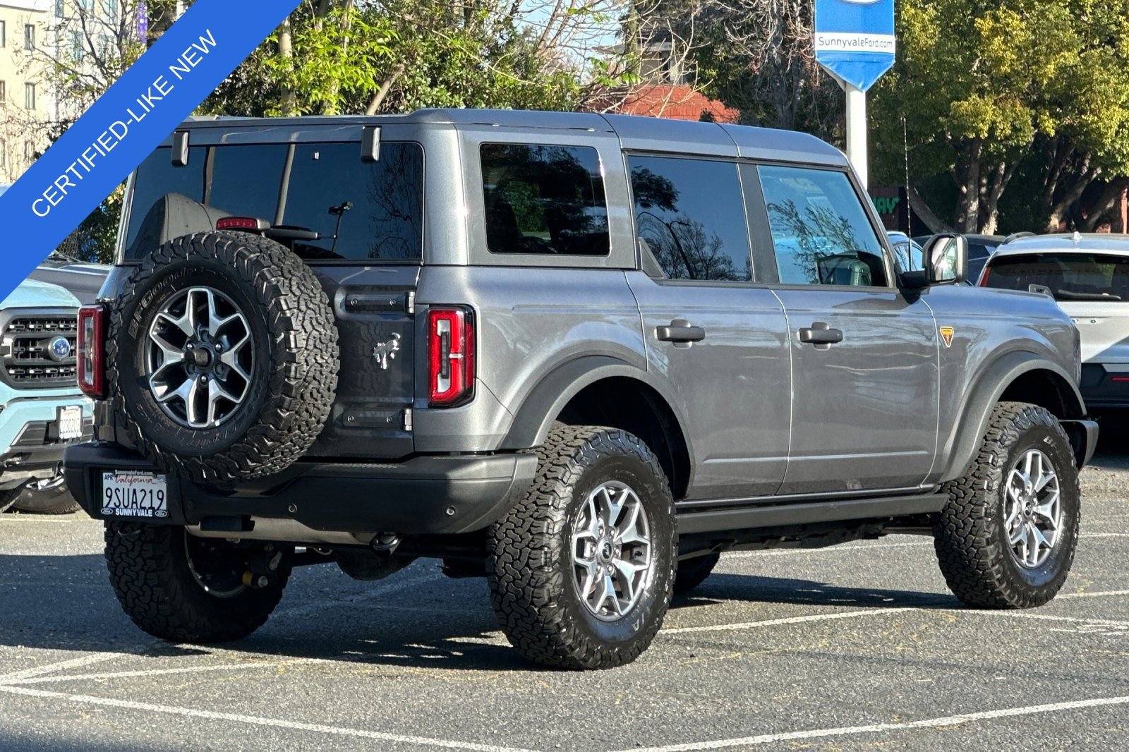 Certified 2025 Ford Bronco Badlands image 6