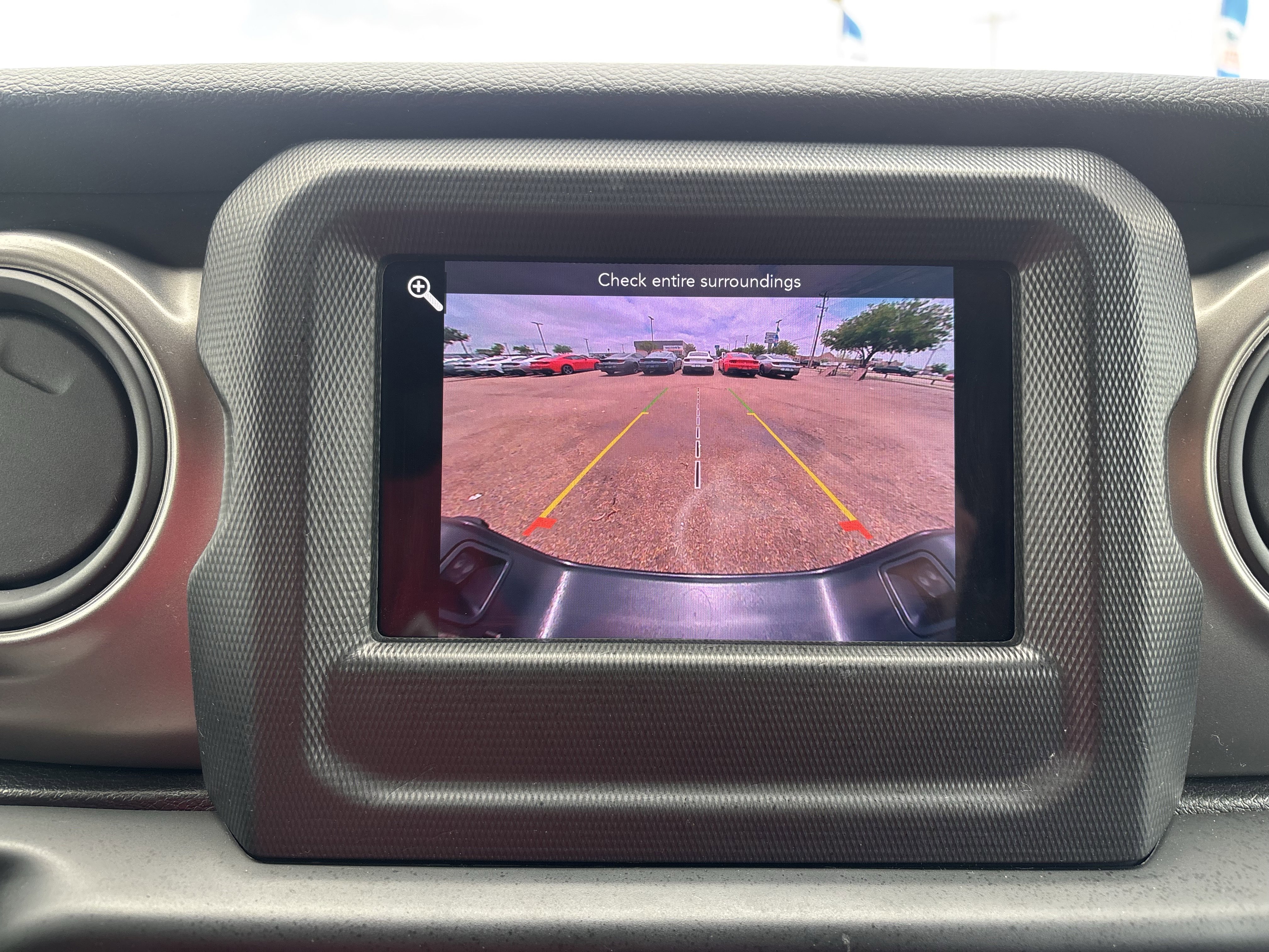 Used 2023 Jeep Gladiator Sport AWD/4WD image 36