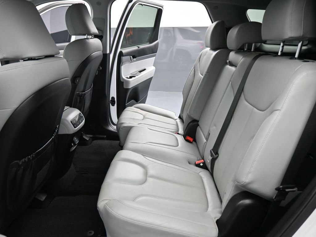 Used 2020 Hyundai Palisade SEL FWD image 48