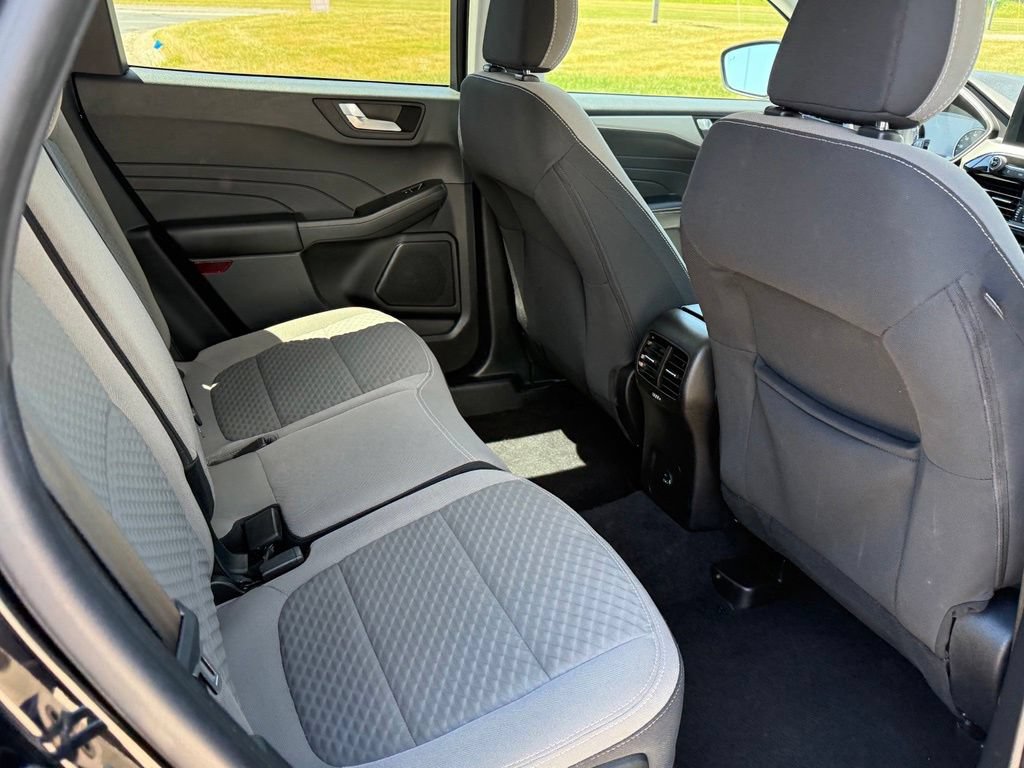 Certified 2021 Ford Escape SE FWD image 16