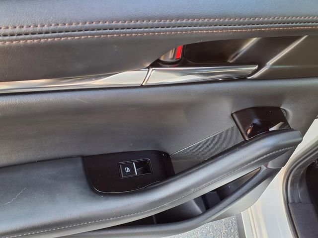 Used 2023 MAZDA MAZDA3 s image 19